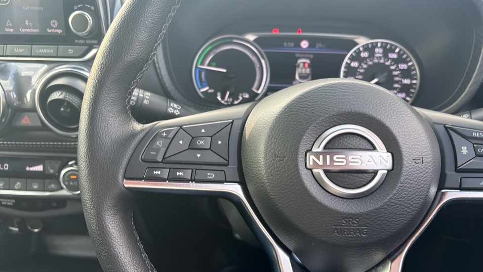 Nissan Juke 1.6 Hybrid Tekna 5dr Auto Hybrid Hatchback - Image 35