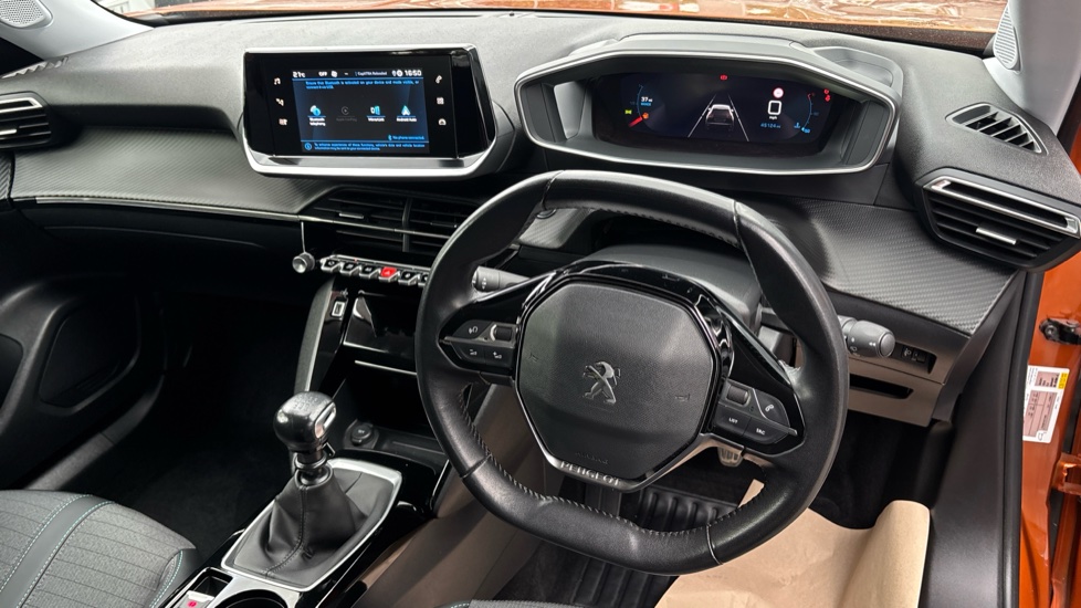 Peugeot 2008 1.2 PureTech Allure Premium 5dr Petrol Estate - Image 10