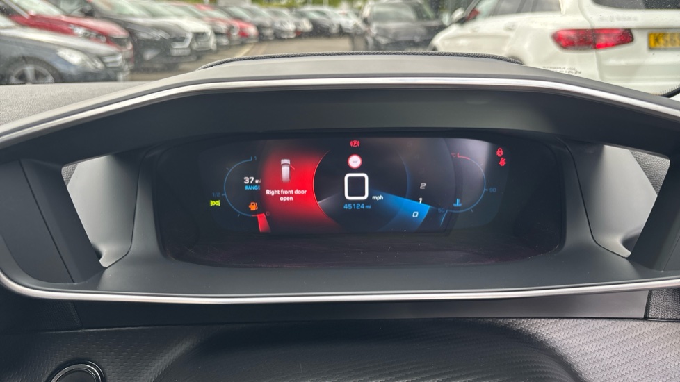Peugeot 2008 1.2 PureTech Allure Premium 5dr Petrol Estate - Image 18