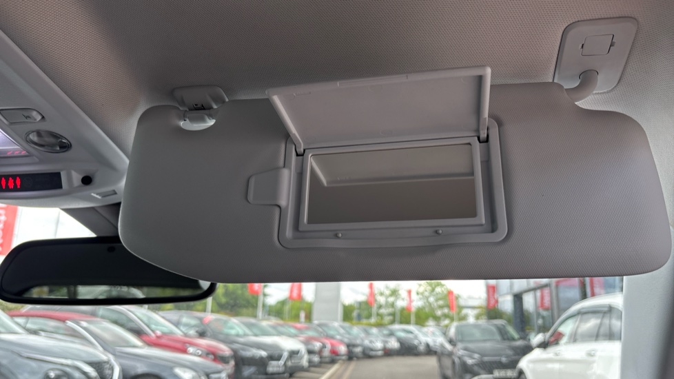 Peugeot 2008 1.2 PureTech Allure Premium 5dr Petrol Estate - Image 55