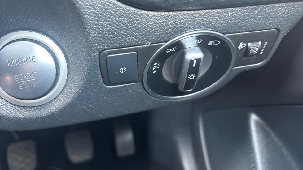 Mercedes-Benz A-Class A160 SE 5dr Petrol Hatchback - Image 24