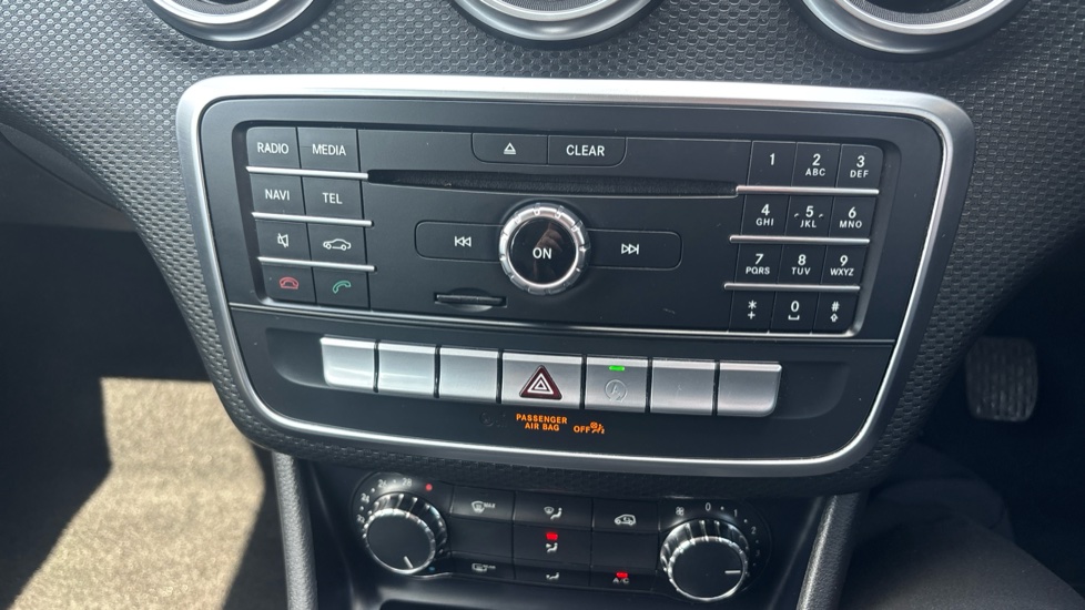 Mercedes-Benz A-Class A160 SE 5dr Petrol Hatchback - Image 30