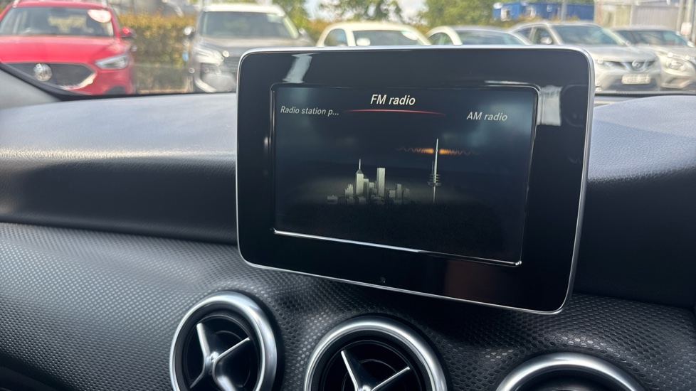 Mercedes-Benz A-Class A160 SE 5dr Petrol Hatchback - Image 32