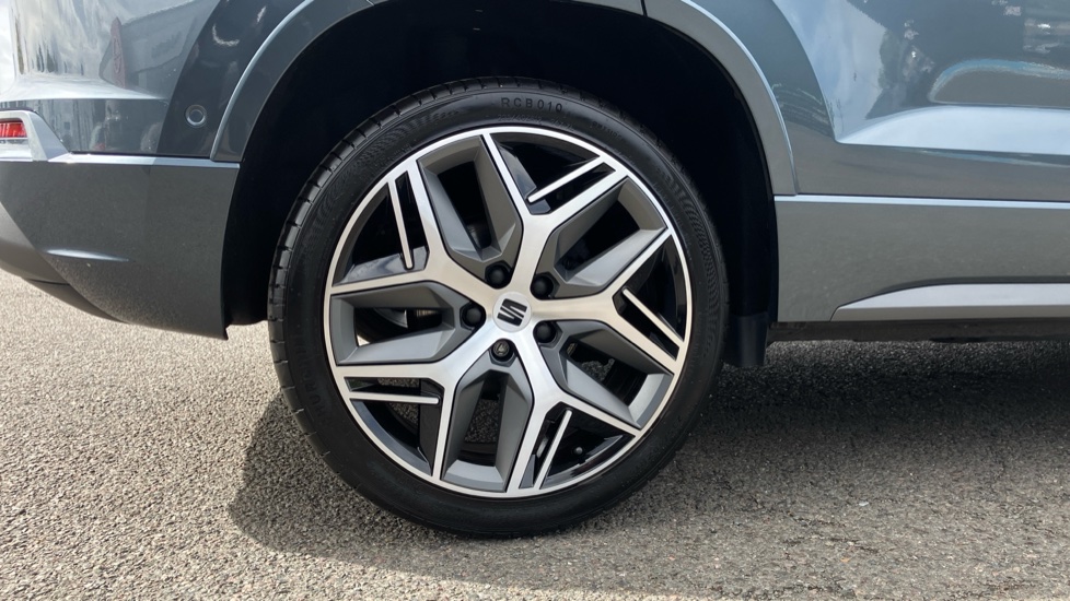 SEAT Ateca 1.5 TSI EVO FR Sport 5dr DSG Petrol Estate - Image 7