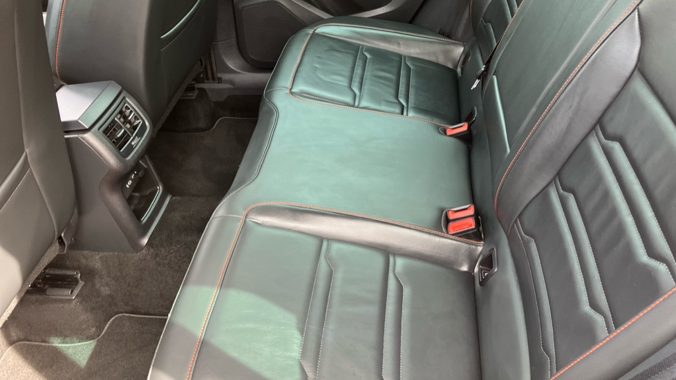 SEAT Ateca 1.5 TSI EVO FR Sport 5dr DSG Petrol Estate - Image 35