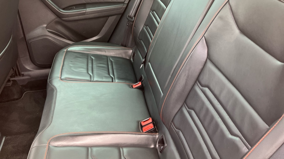SEAT Ateca 1.5 TSI EVO FR Sport 5dr DSG Petrol Estate - Image 36