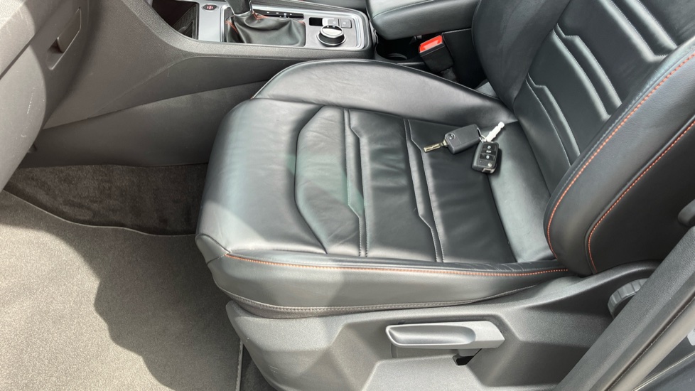 SEAT Ateca 1.5 TSI EVO FR Sport 5dr DSG Petrol Estate - Image 42
