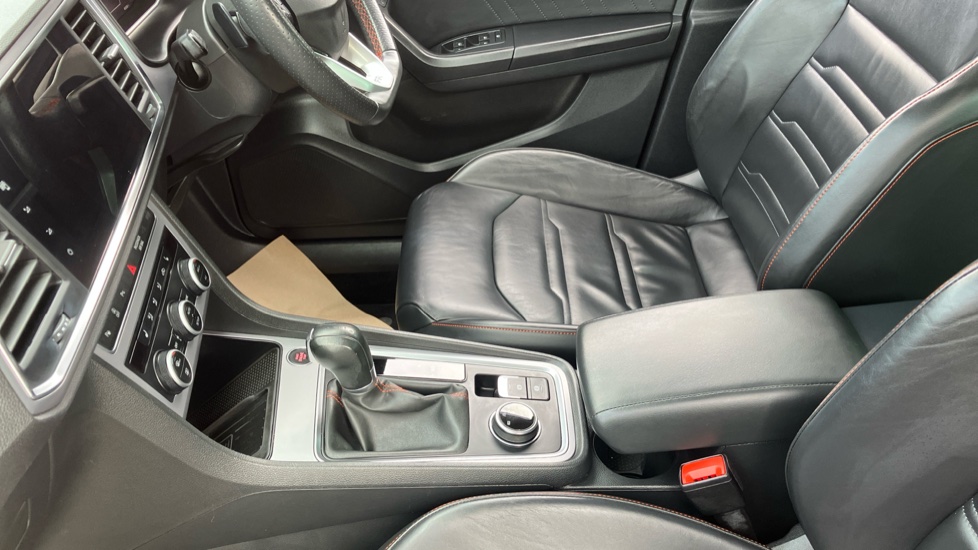 SEAT Ateca 1.5 TSI EVO FR Sport 5dr DSG Petrol Estate - Image 47