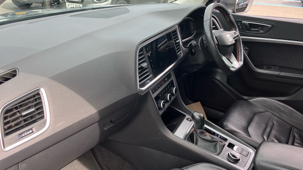 SEAT Ateca 1.5 TSI EVO FR Sport 5dr DSG Petrol Estate - Image 48