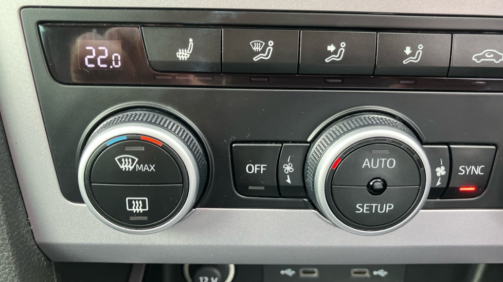 SEAT Ateca 1.5 TSI EVO FR Sport 5dr DSG Petrol Estate - Image 70