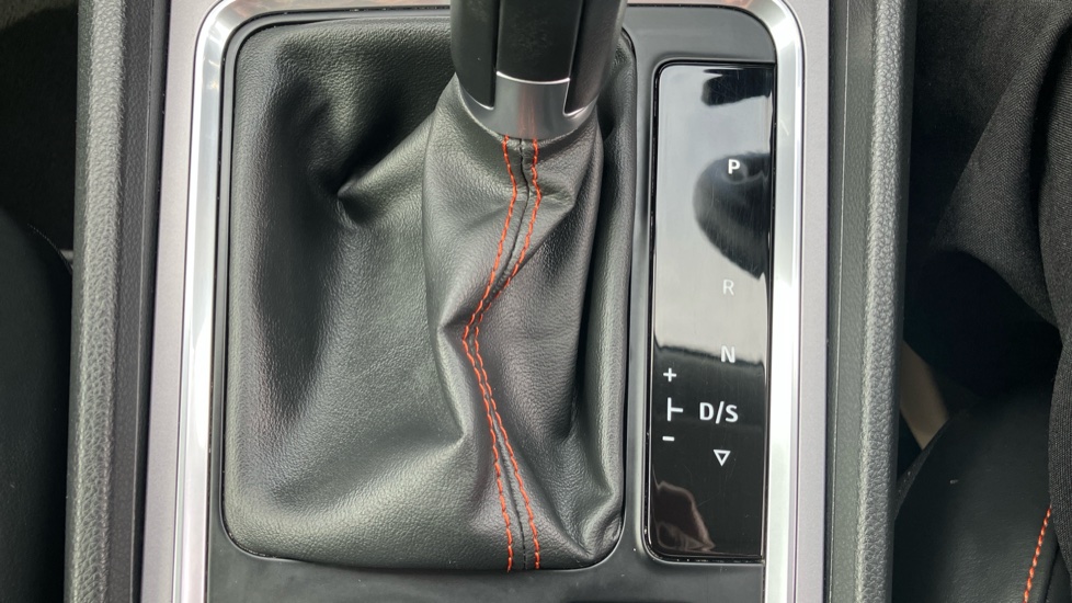 SEAT Ateca 1.5 TSI EVO FR Sport 5dr DSG Petrol Estate - Image 72