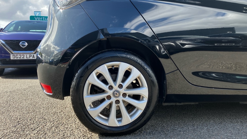 Renault Zoe 100kW Iconic R135 50kWh Rapid Charge 5dr Auto Electric Hatchback - Image 7
