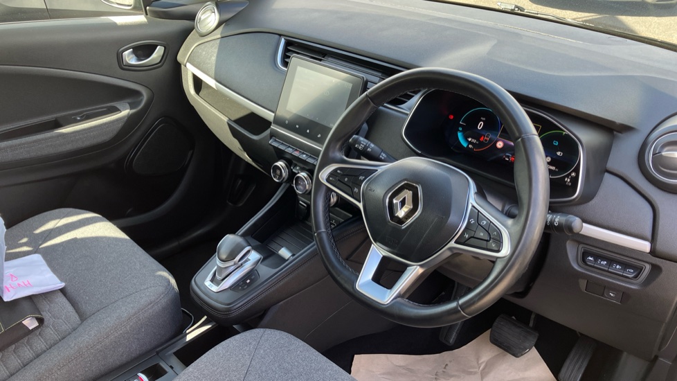 Renault Zoe 100kW Iconic R135 50kWh Rapid Charge 5dr Auto Electric Hatchback - Image 11