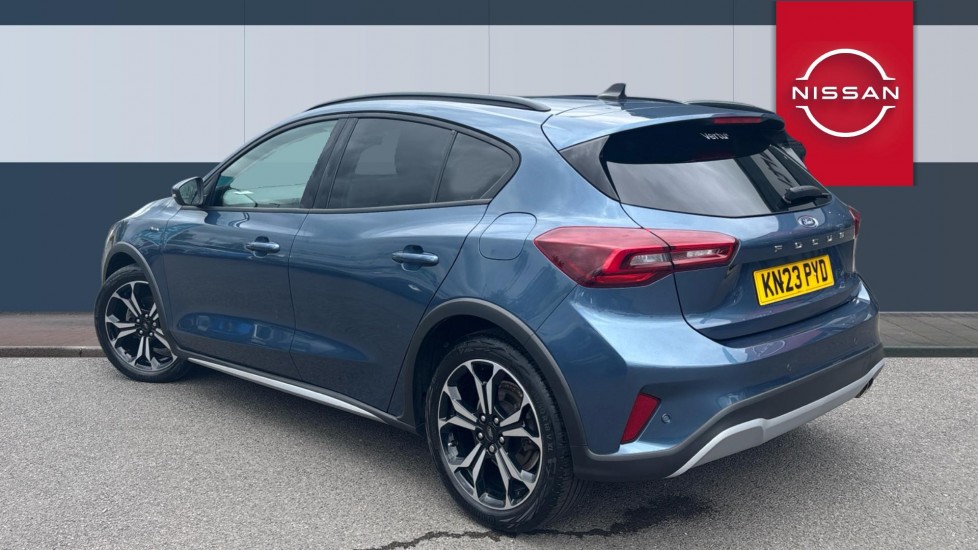 Ford Focus 1.0 EcoBoost Active X 5dr Petrol Hatchback - Image 2