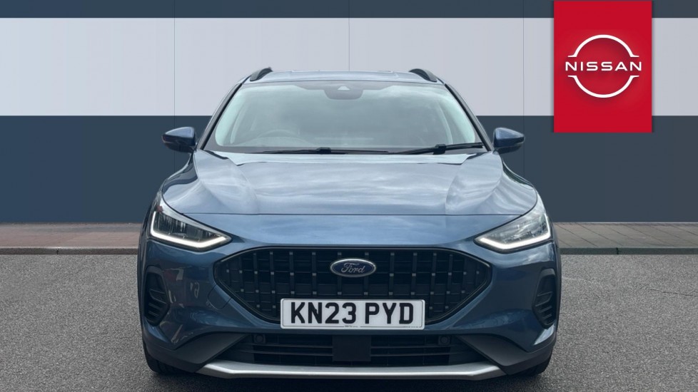 Ford Focus 1.0 EcoBoost Active X 5dr Petrol Hatchback - Image 3