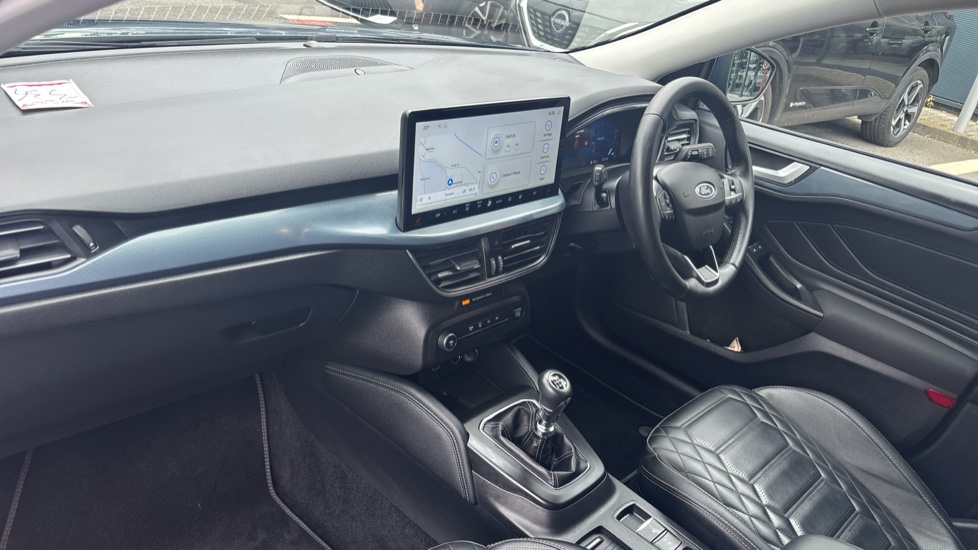 Ford Focus 1.0 EcoBoost Active X 5dr Petrol Hatchback - Image 9