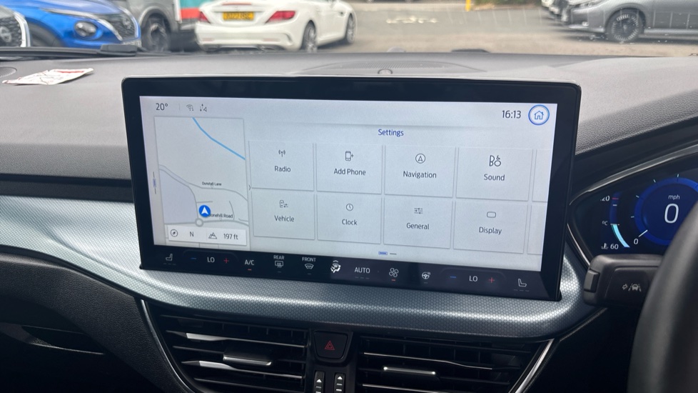 Ford Focus 1.0 EcoBoost Active X 5dr Petrol Hatchback - Image 39