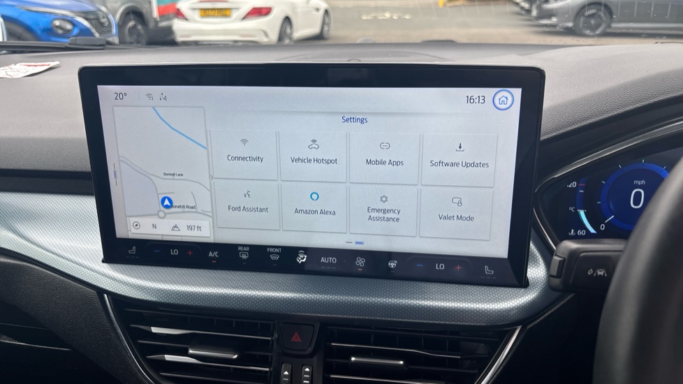Ford Focus 1.0 EcoBoost Active X 5dr Petrol Hatchback - Image 40