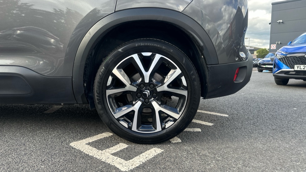 Citroen C5 Aircross 1.2 PureTech C-Series Edition 5dr EAT8 Petrol Hatchback - Image 7
