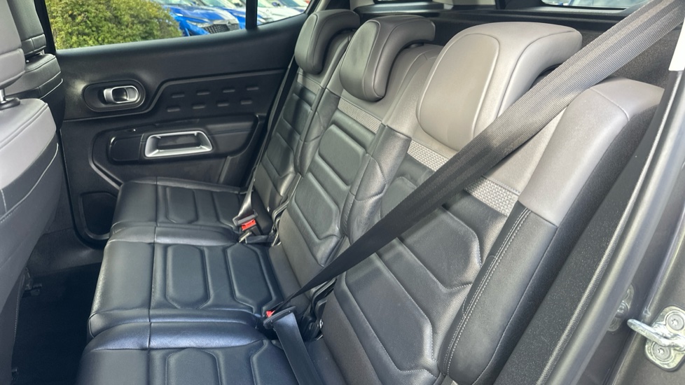 Citroen C5 Aircross 1.2 PureTech C-Series Edition 5dr EAT8 Petrol Hatchback - Image 15