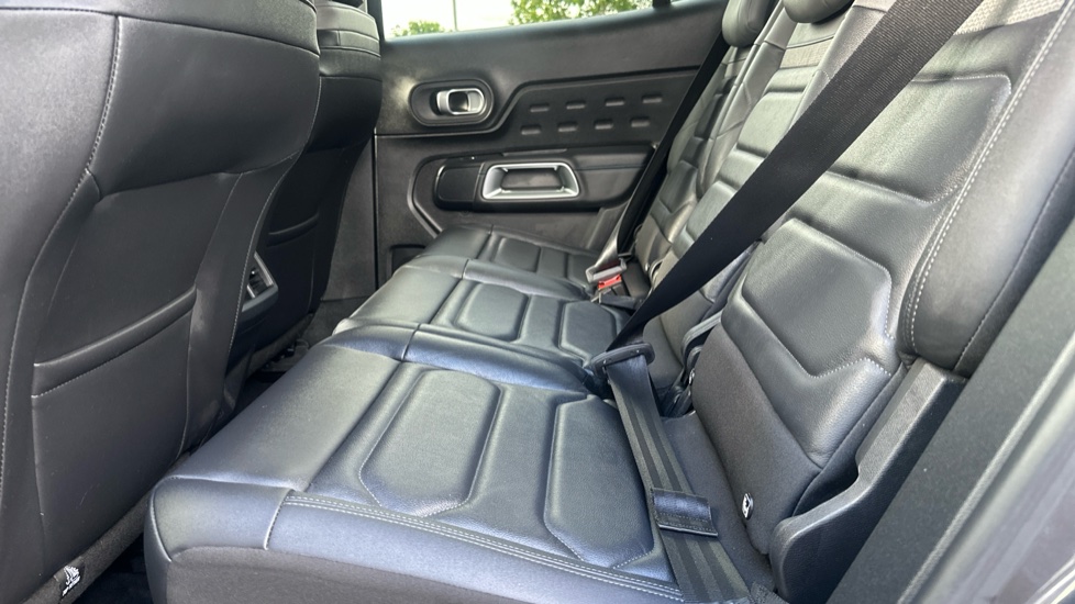 Citroen C5 Aircross 1.2 PureTech C-Series Edition 5dr EAT8 Petrol Hatchback - Image 16