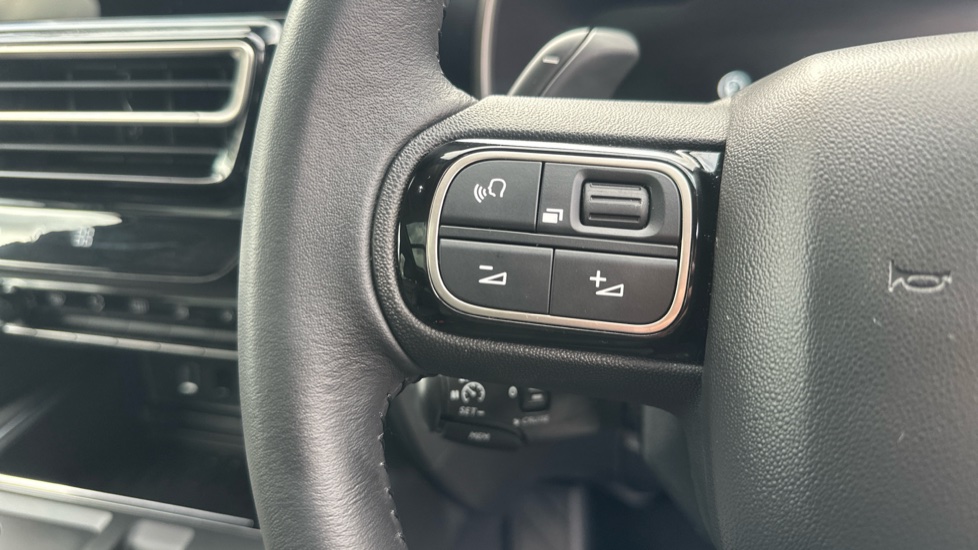 Citroen C5 Aircross 1.2 PureTech C-Series Edition 5dr EAT8 Petrol Hatchback - Image 29