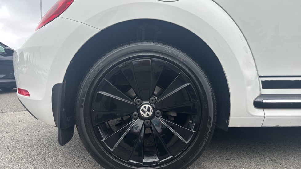 Volkswagen Beetle 2.0 TDI Sport 3dr Diesel Hatchback - Image 7