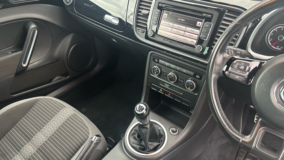 Volkswagen Beetle 2.0 TDI Sport 3dr Diesel Hatchback - Image 14