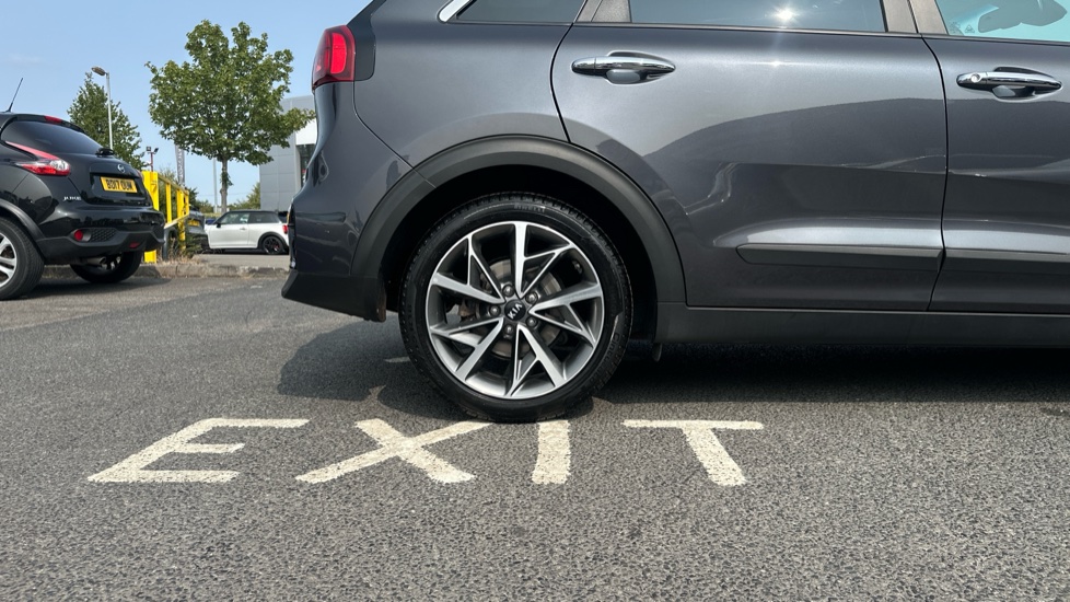 Kia Niro 1.6 GDi Hybrid 3 5dr DCT Hybrid Estate - Image 7