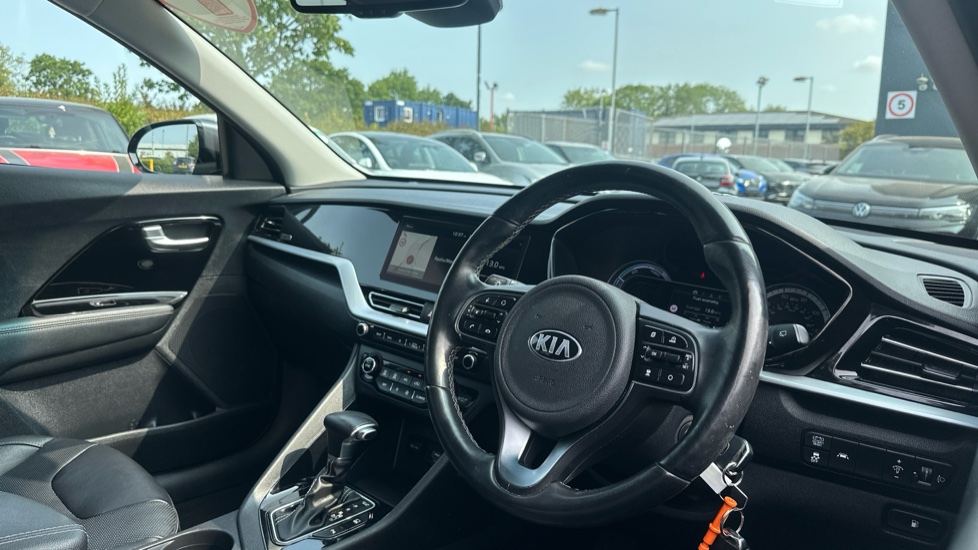 Kia Niro 1.6 GDi Hybrid 3 5dr DCT Hybrid Estate - Image 11