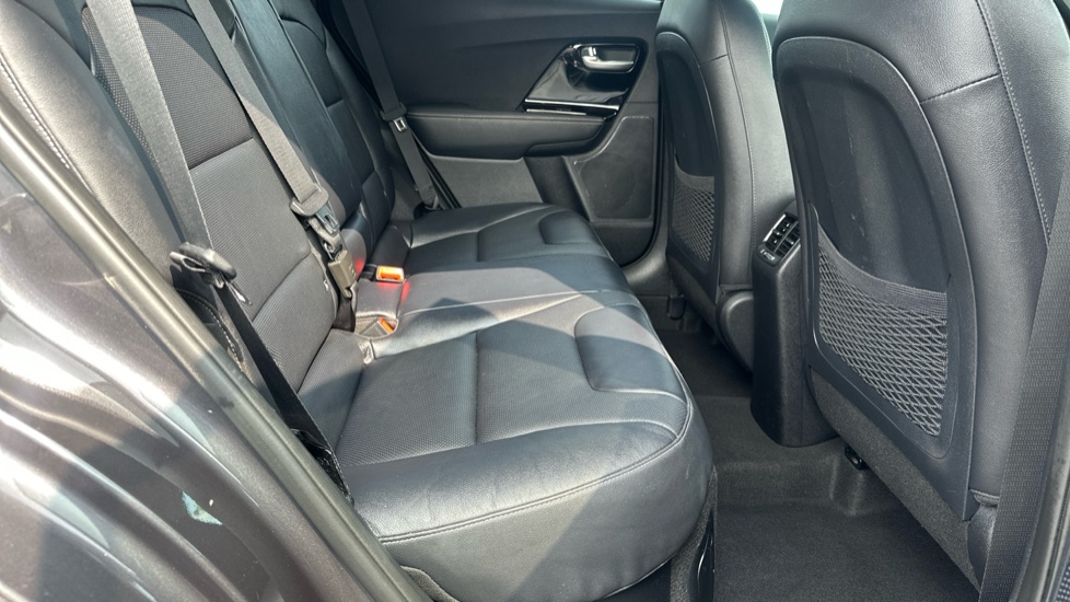 Kia Niro 1.6 GDi Hybrid 3 5dr DCT Hybrid Estate - Image 16