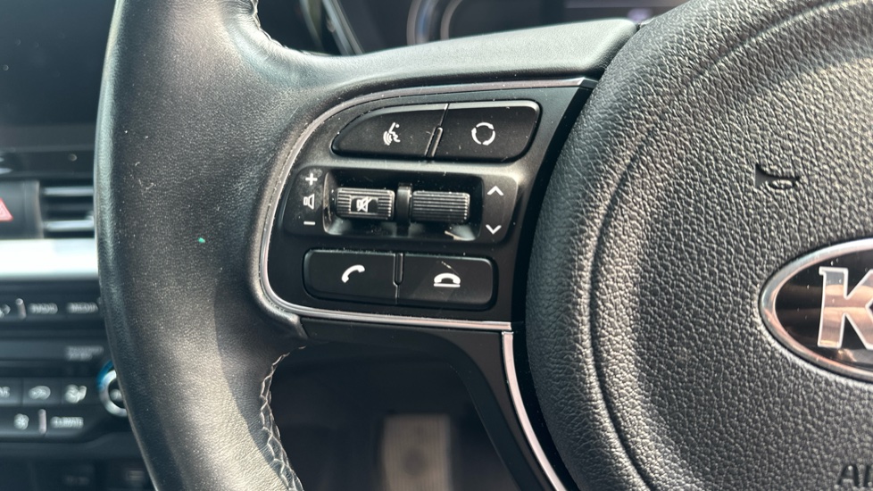 Kia Niro 1.6 GDi Hybrid 3 5dr DCT Hybrid Estate - Image 24