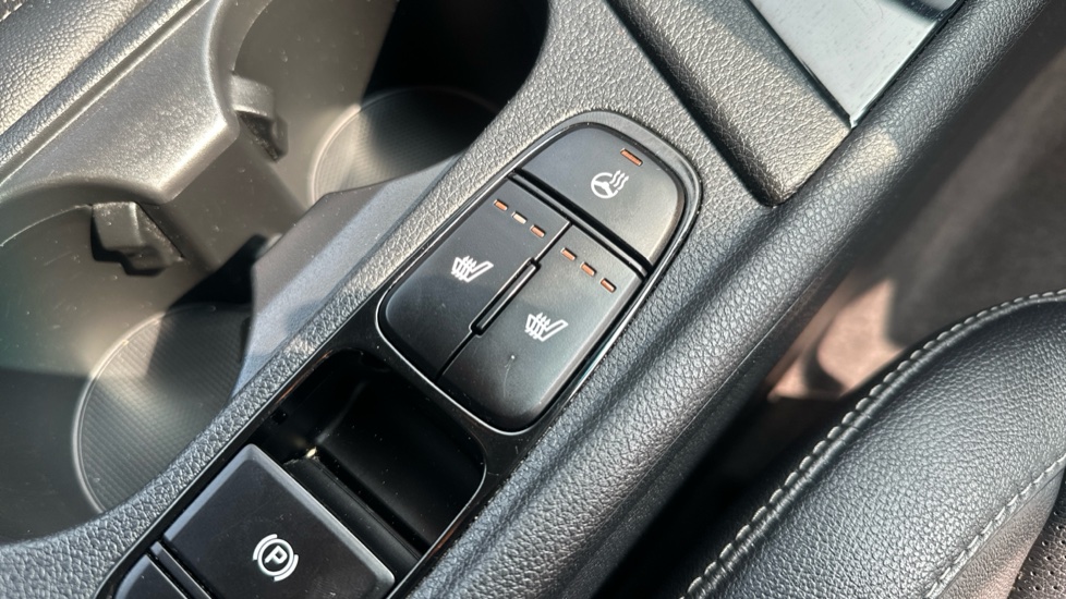 Kia Niro 1.6 GDi Hybrid 3 5dr DCT Hybrid Estate - Image 25