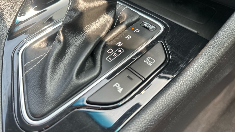 Kia Niro 1.6 GDi Hybrid 3 5dr DCT Hybrid Estate - Image 27