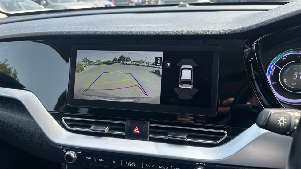 Kia Niro 1.6 GDi Hybrid 3 5dr DCT Hybrid Estate - Image 29