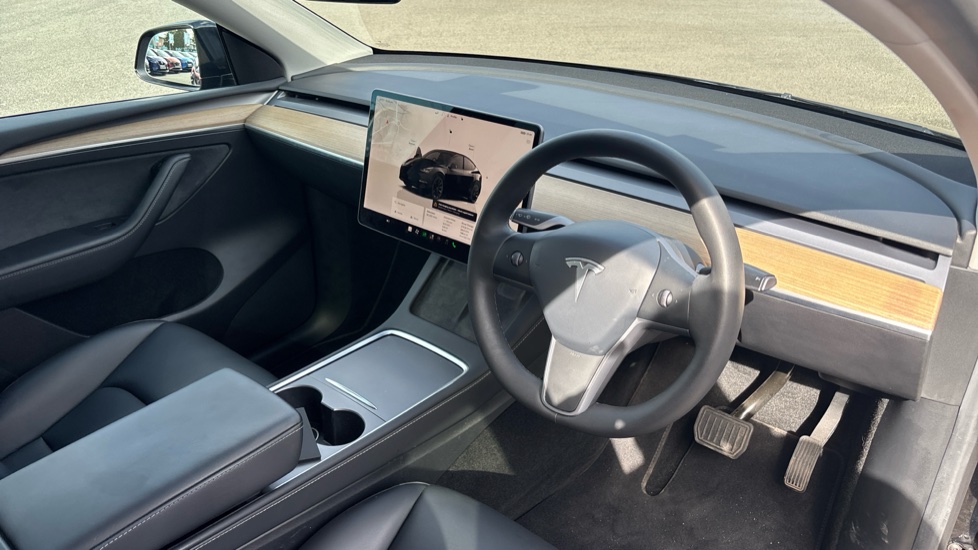 Tesla Model Y Long Range AWD 5dr Auto Electric Hatchback - Image 11