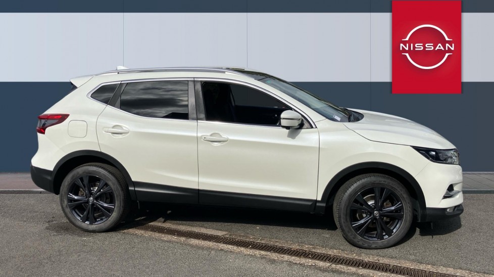 Nissan Qashqai 1.5 dCi N-Connecta 5dr Diesel Hatchback - Image 5