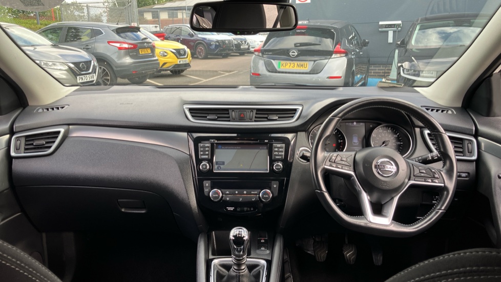 Nissan Qashqai 1.5 dCi N-Connecta 5dr Diesel Hatchback - Image 10