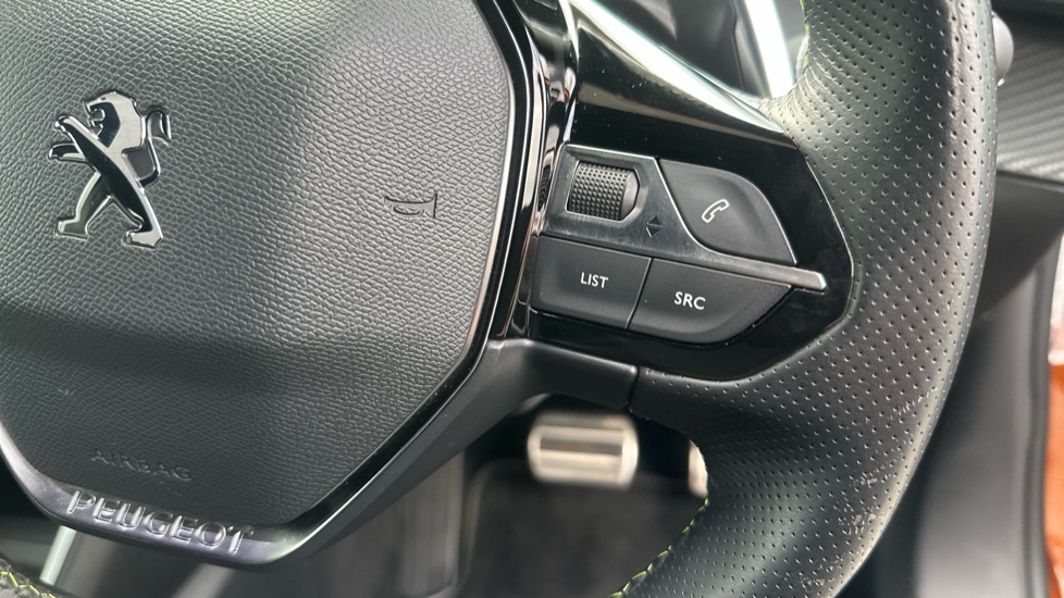 Peugeot 2008 1.2 PureTech 130 GT 5dr EAT8 Petrol Estate - Image 25