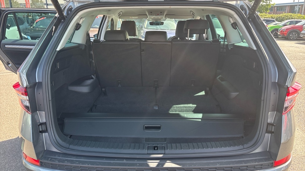 Skoda Kodiaq 1.5 TSI SE L Executive 5dr DSG [7 Seat] Petrol Estate - Image 22