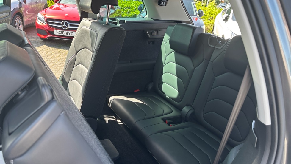 Skoda Kodiaq 1.5 TSI SE L Executive 5dr DSG [7 Seat] Petrol Estate - Image 26