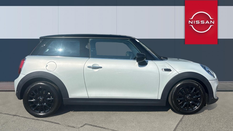 MINI Hatchback 1.5 Cooper Classic II 3dr Auto Petrol Hatchback - Image 5