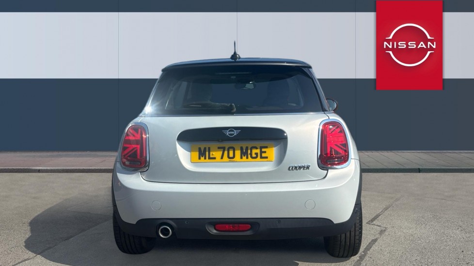 MINI Hatchback 1.5 Cooper Classic II 3dr Auto Petrol Hatchback - Image 6