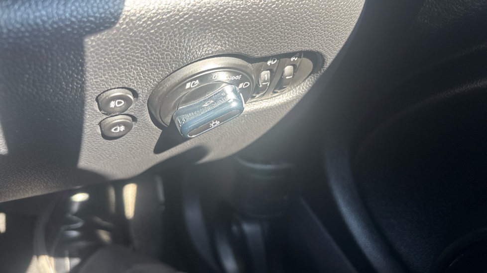MINI Hatchback 1.5 Cooper Classic II 3dr Auto Petrol Hatchback - Image 25
