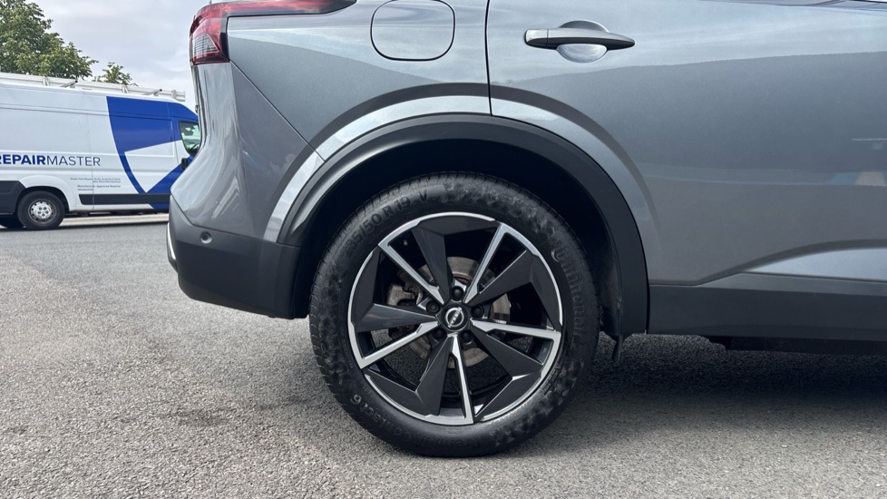 Nissan Qashqai 1.5 E-Power Tekna 5dr Auto Hybrid Hatchback - Image 7