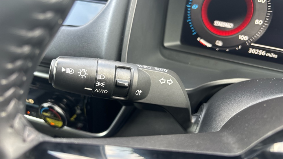 Nissan Qashqai 1.5 E-Power Tekna 5dr Auto Hybrid Hatchback - Image 21