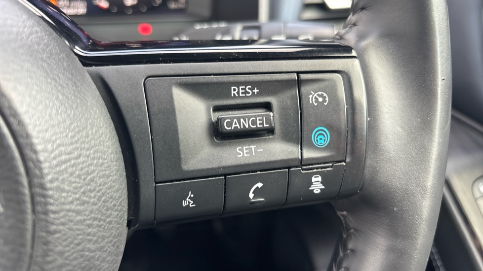 Nissan Qashqai 1.5 E-Power Tekna 5dr Auto Hybrid Hatchback - Image 23