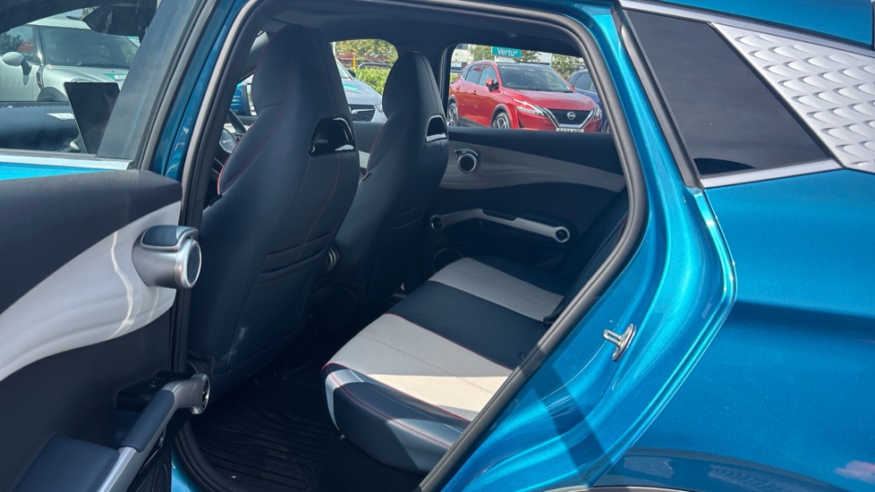 BYD Atto 3 150kW Design 60kWh 5dr Auto Electric Hatchback - Image 16