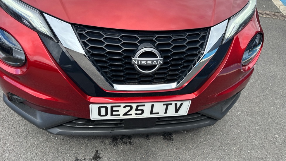 Nissan Juke 1.0 DiG-T N-Connecta 5dr Petrol Hatchback - Image 8