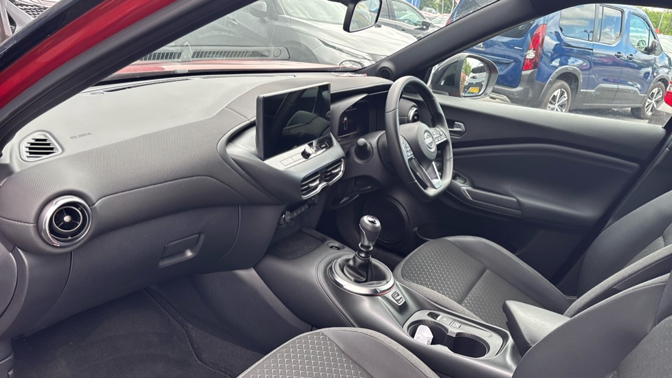 Nissan Juke 1.0 DiG-T N-Connecta 5dr Petrol Hatchback - Image 9